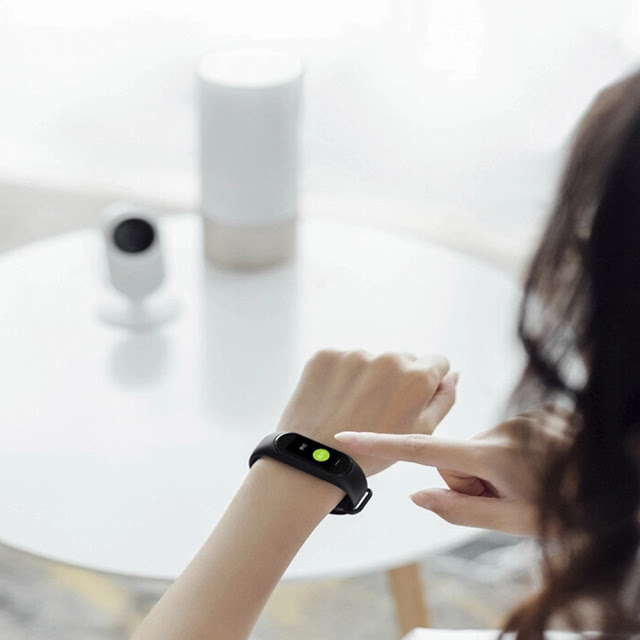 Xiaomi Mi band 4 AMOLED Color Screen Wristband